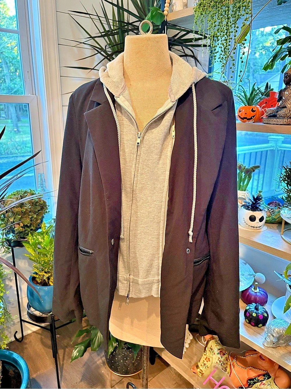Stella Luce Black Blazer With Detachable Grey Hood